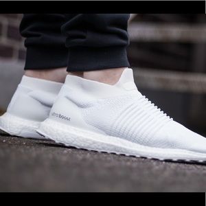 Adidas UltraBoost laceless